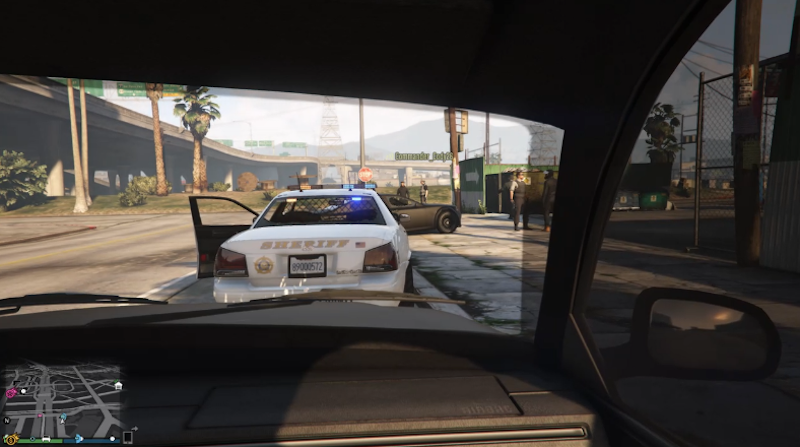 Pulling up to a group of police and other roleplayers during my ridealong.